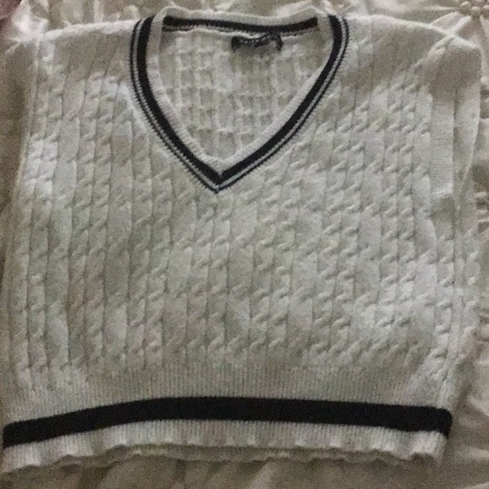 There isn’t I wanted I saw this because I don’t really wear it that much